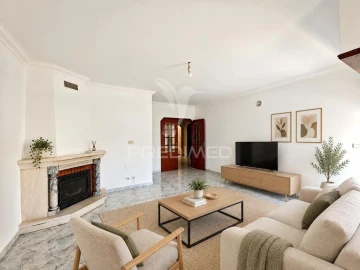 Apartamento T3 para Venda em Samora Correia