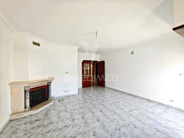Apartamento T3 para Venda em Samora Correia