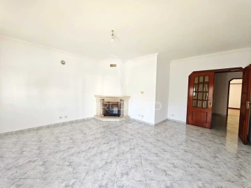 Apartamento T3 para Venda em Samora Correia