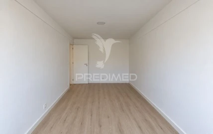 Apartamento T3 para Venda em Cacém e São Marcos