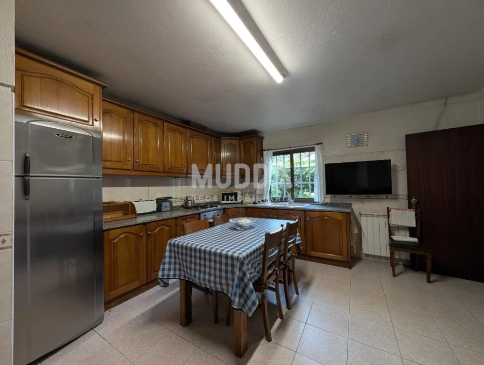 Moradia T3 para Venda em Celas Foto 1