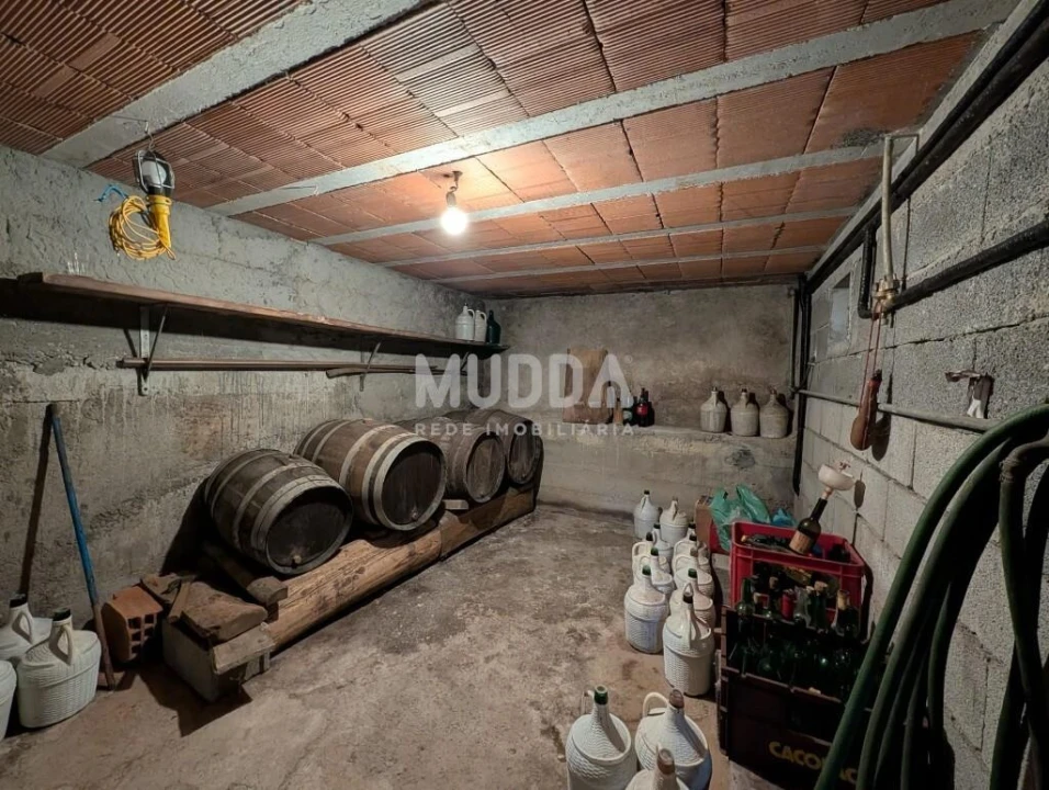 Moradia T3 para Venda em Celas Foto 11