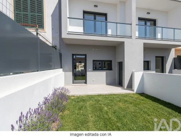 Moradia T3 para Venda em Fernao Ferro