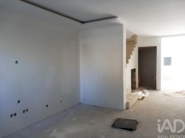 Moradia T3 para Venda em Fernao Ferro