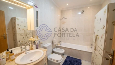 Moradia T3 para Venda em Fiães