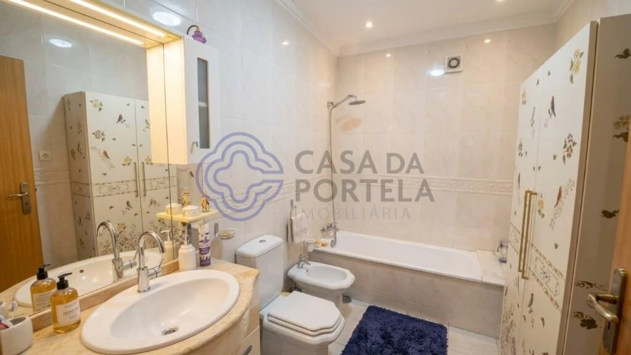 Moradia T3 para Venda em Fiães Foto 6