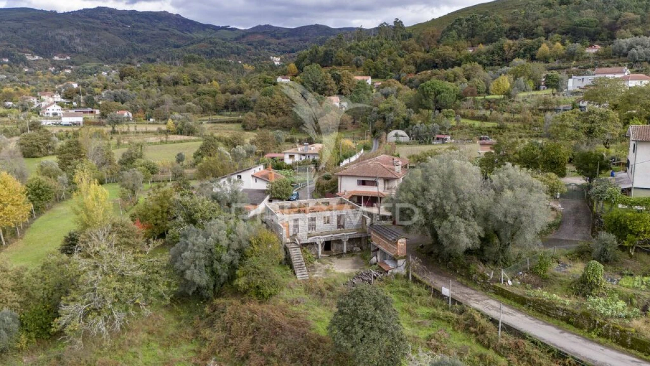 Terreno para Venda em Sande, Vilarinho, Barros e Gomide Foto 6