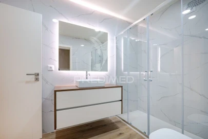 Apartamento T3 para Venda em Amares e Figueiredo