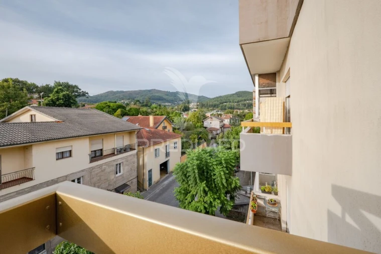 Apartamento T3 para Venda em Amares e Figueiredo Foto 17