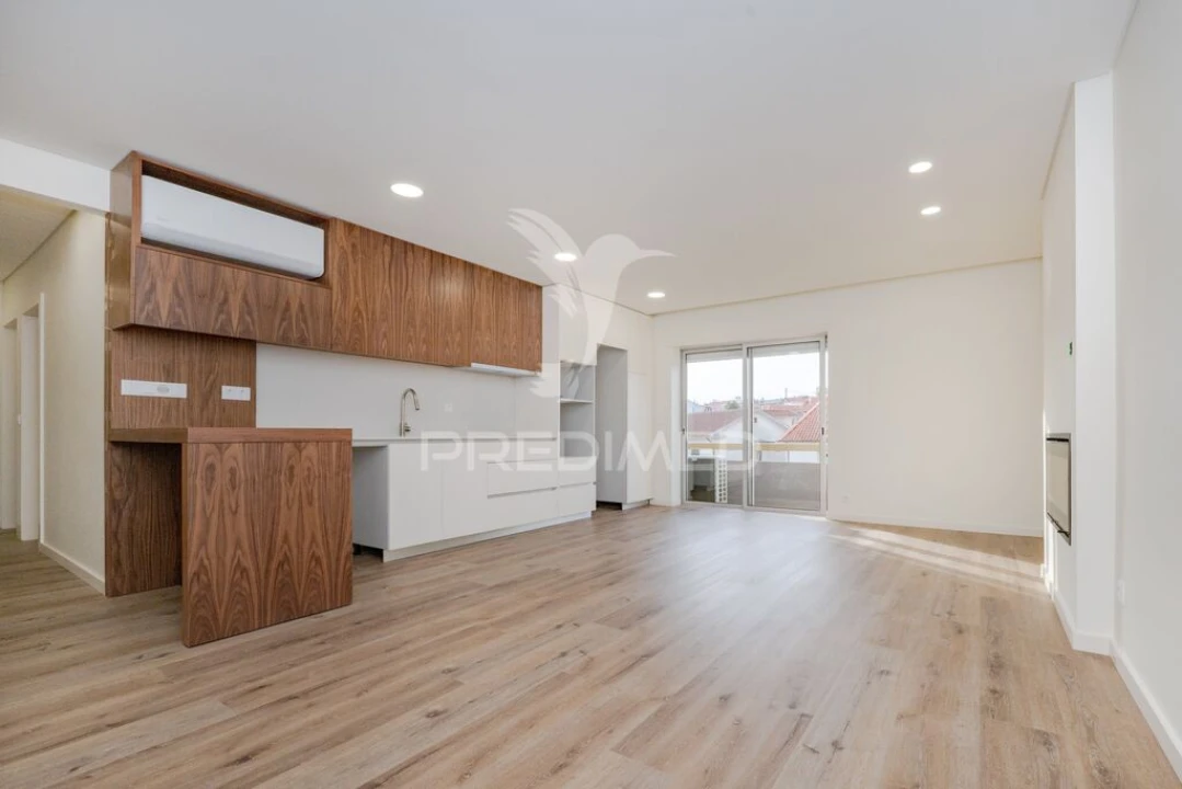 Apartamento T3 para Venda em Amares e Figueiredo Foto 1