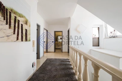 Moradia T3 para Venda em Santa Maria, São Pedro e Sobral da Lagoa