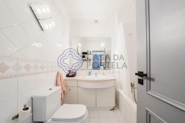Moradia T3 para Venda em Santa Maria, São Pedro e Sobral da Lagoa Foto 26