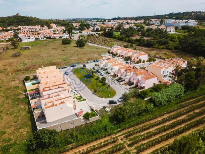 Moradia T3 para Venda em Santa Maria, São Pedro e Sobral da Lagoa Foto 3