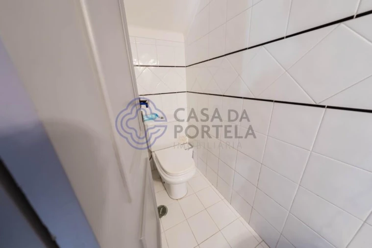 Moradia T3 para Venda em Santa Maria, São Pedro e Sobral da Lagoa Foto 19
