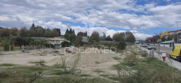Terreno para Venda em Azias
