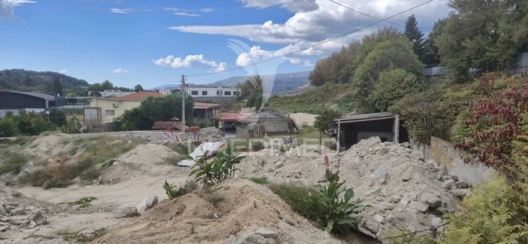 Terreno para Venda em Azias