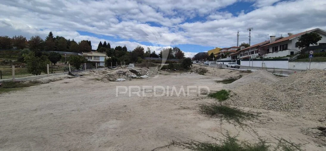 Terreno para Venda em Azias Foto 8