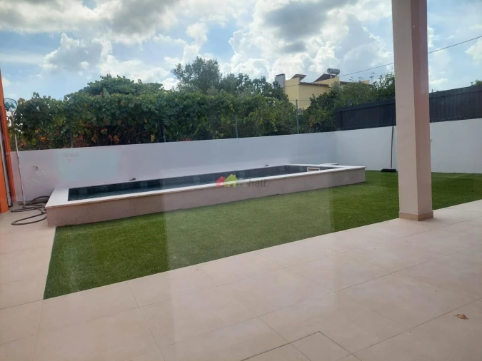 Moradia T3 para Venda em Azeitão (São Lourenço e São Simão) Foto 7