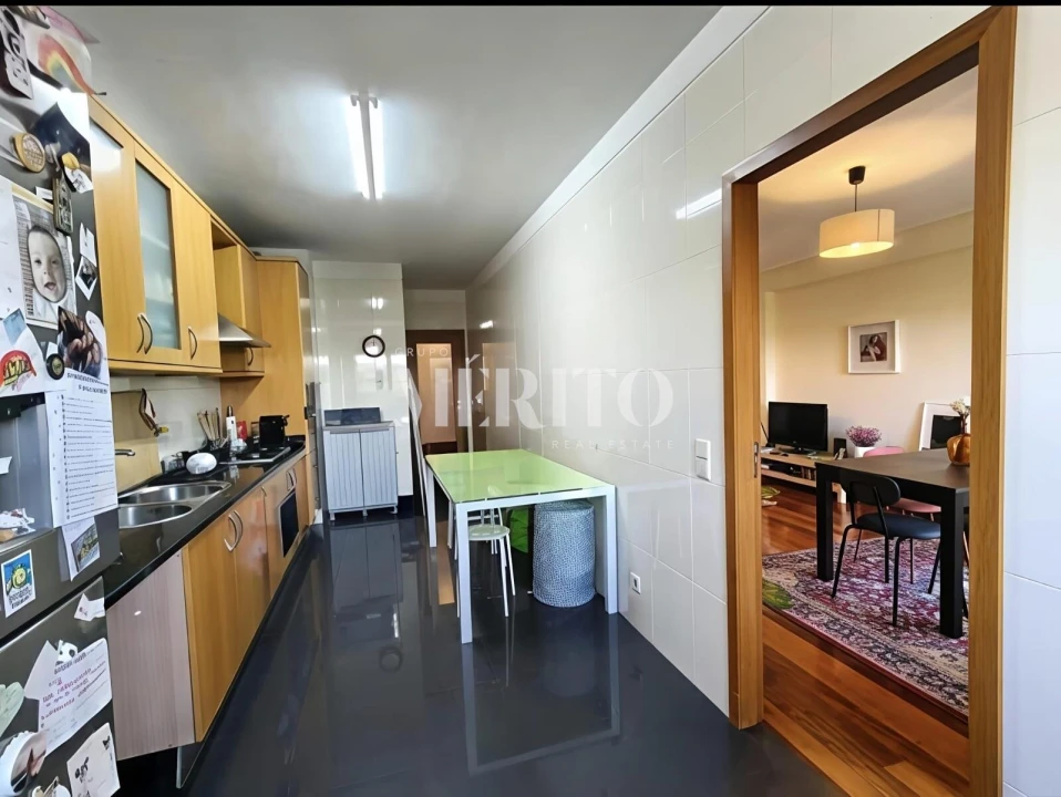 Apartamento T2 para Venda em Nogueira, Fraião e Lamaçães Foto 11