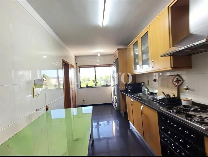 Apartamento T2 para Venda em Nogueira, Fraião e Lamaçães Foto 9