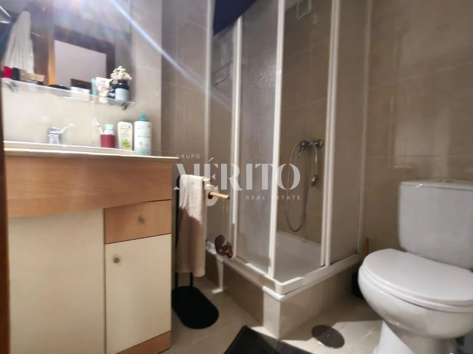 Apartamento T2 para Venda em Nogueira, Fraião e Lamaçães Foto 13