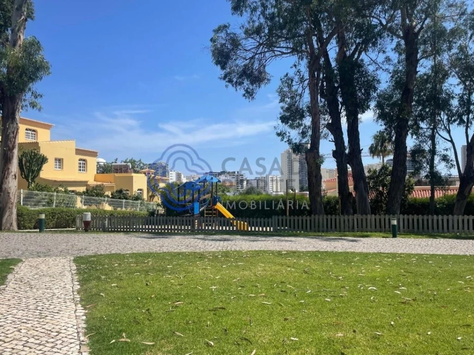 Apartamento T1 para Venda em Portimão Foto 36