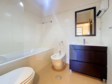 Apartamento T2 para Venda em Ovar, São João, Arada e São Vicente de Pereira Jusã