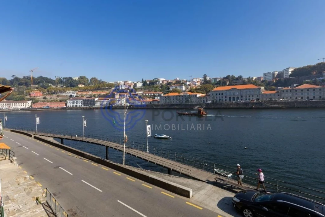Moradia T3 para Venda em Santa Marinha e São Pedro da Afurada Foto 15