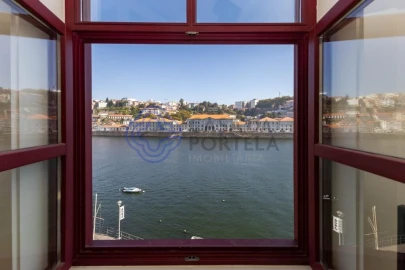 Moradia T3 para Venda em Santa Marinha e São Pedro da Afurada