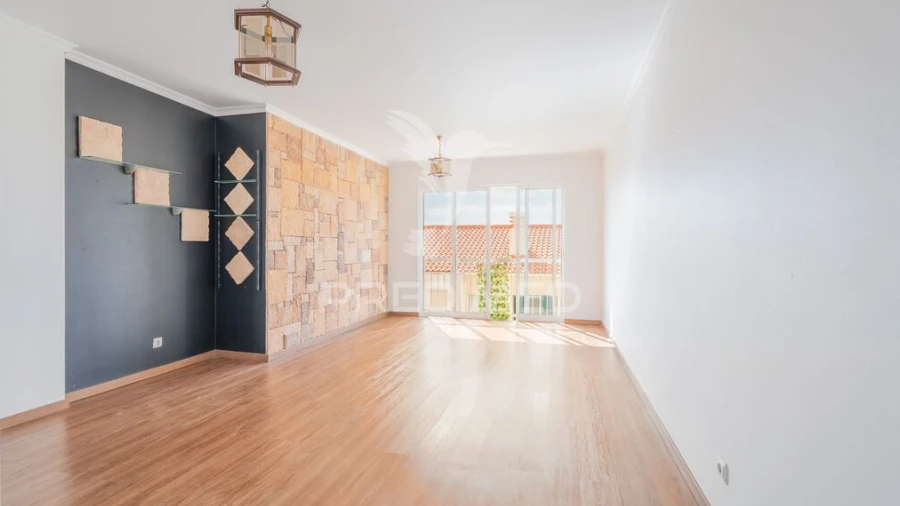 Apartamento T3 para Venda em Caniço