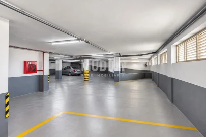 Apartamento T3 para Venda em Paços de Brandão