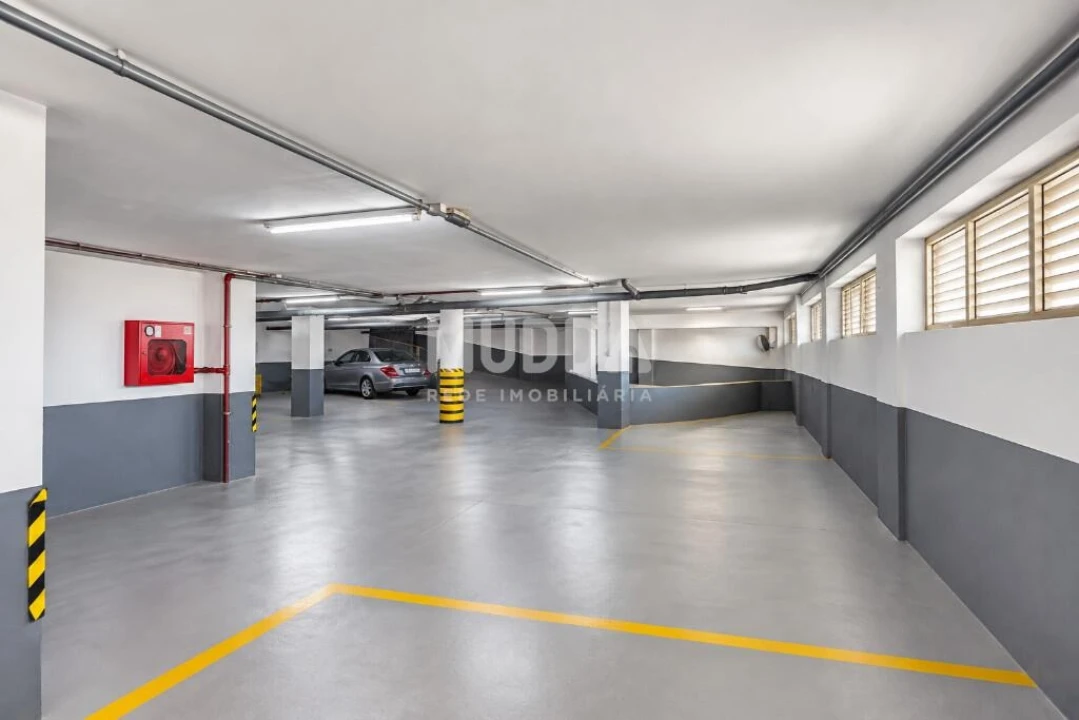 Apartamento T3 para Venda em Paços de Brandão Foto 26