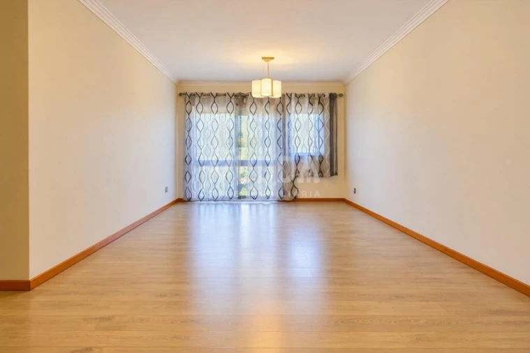 Apartamento T3 para Venda em Paços de Brandão Foto 10