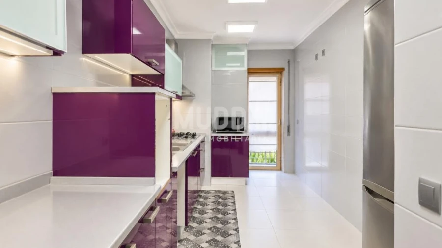 Apartamento T3 para Venda em Paços de Brandão