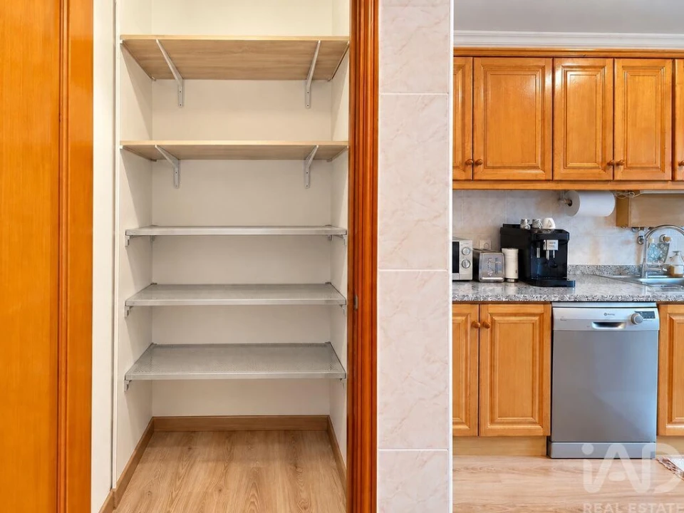 Apartamento T4 para Venda em Santa Maria Maior Foto 16