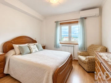 Apartamento T4 para Venda em Santa Maria Maior