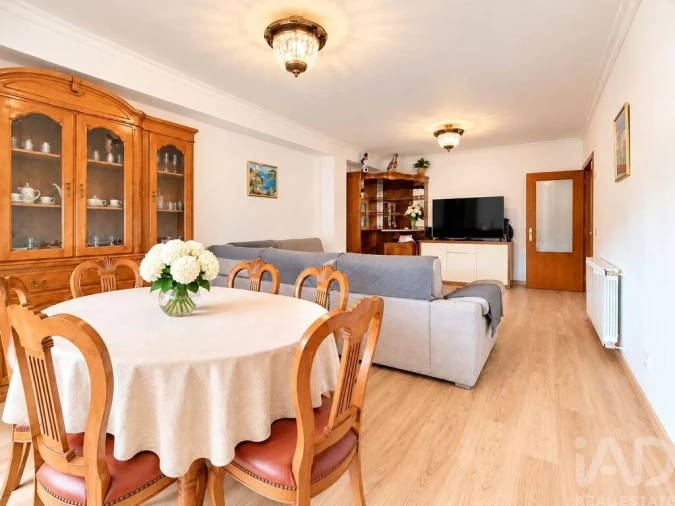 Apartamento T4 para Venda em Santa Maria Maior Foto 22