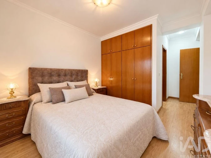 Apartamento T4 para Venda em Santa Maria Maior Foto 3