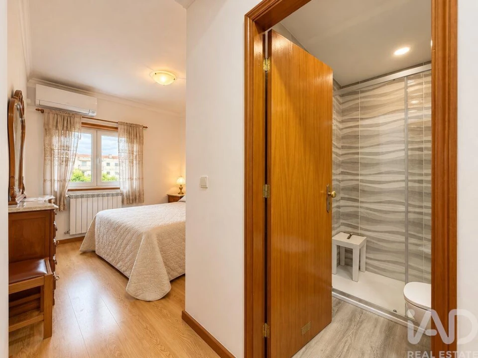 Apartamento T4 para Venda em Santa Maria Maior Foto 7