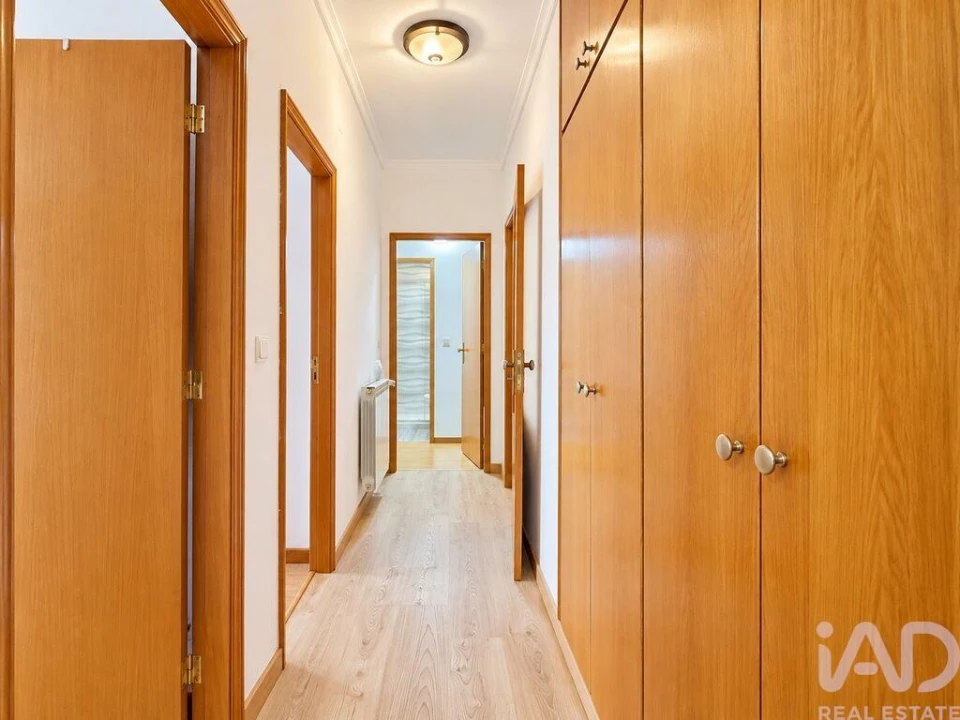 Apartamento T4 para Venda em Santa Maria Maior Foto 2