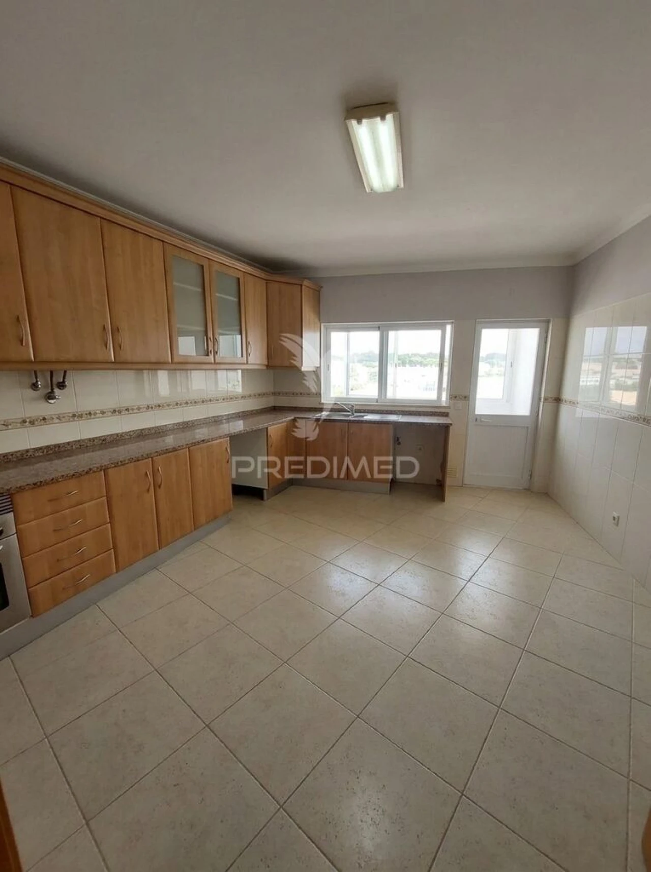 Apartamento T2 para Venda em Quarteira Foto 10