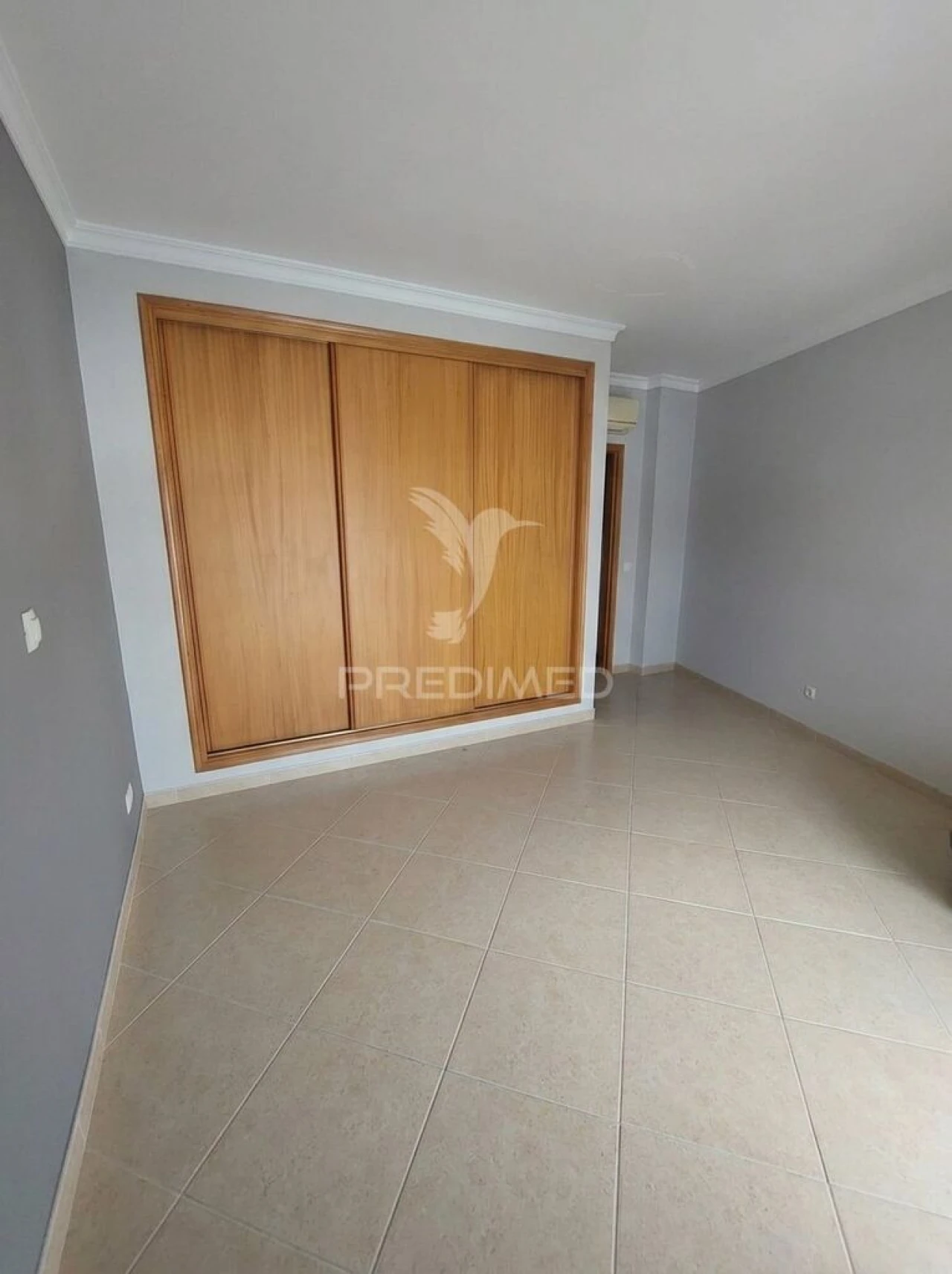 Apartamento T2 para Venda em Quarteira Foto 5