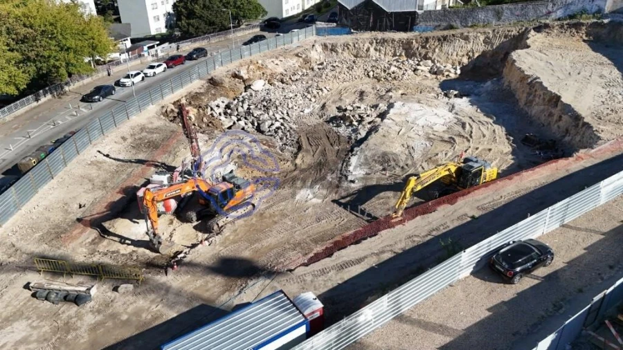 Apartamento T1 para Venda em Paranhos Foto 5