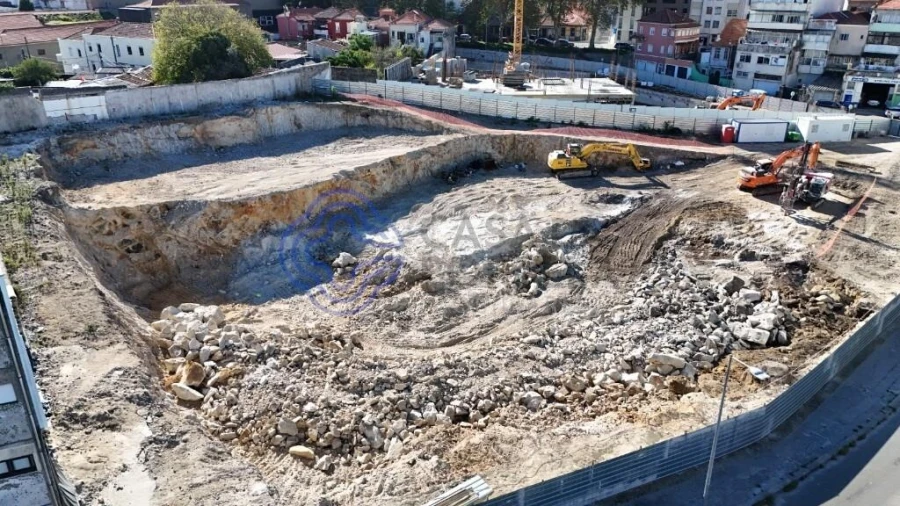 Apartamento T1 para Venda em Paranhos Foto 4