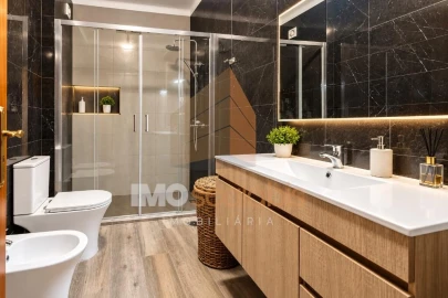 Apartamento T4 para Venda em Alpiarça