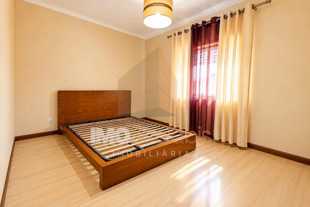 Apartamento T4 para Venda em Alpiarça Foto 16