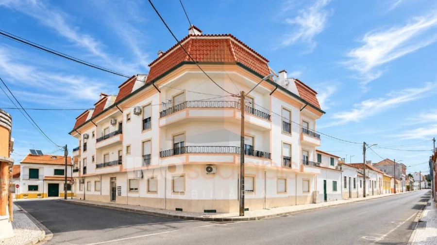 Apartamento T4 para Venda em Alpiarça