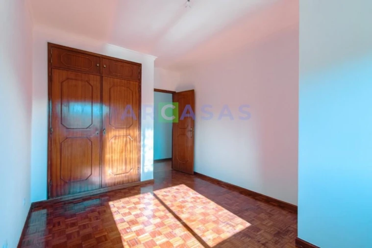 Apartamento T3 para Venda em Rio Tinto Foto 16