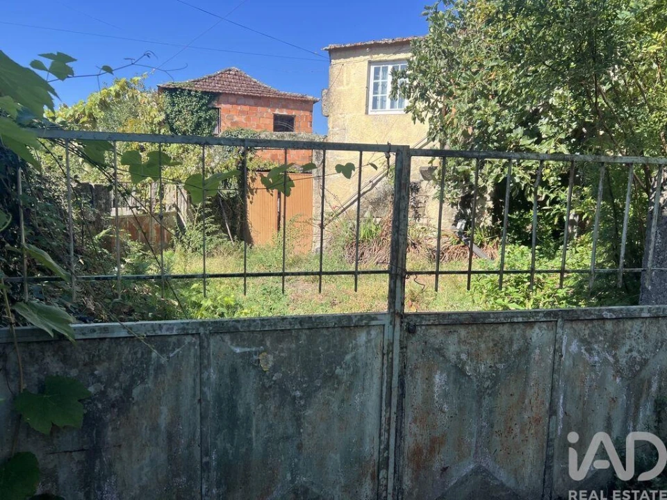 Moradia para Venda em Santa Cruz da Trapa e São Cristóvão de Lafões Foto 3