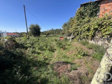 Moradia para Venda em Santa Cruz da Trapa e São Cristóvão de Lafões